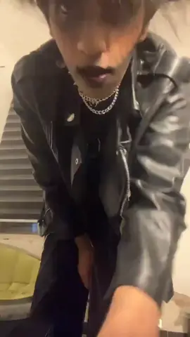 الزلم الخشنة  . . . #ابو_رقية #نمجا_كور #تصاميم_فيديوهات🎵🎤🎬 #حكايات_لا_تنتهي #ميم 