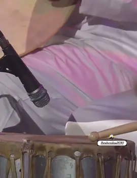 يامن يناديني بقلبه وأناديه
 يامودعٍ ليلي ليالٍ طويله #محمد_عبده #ترند #اكسبلور  #fypage #fyp 