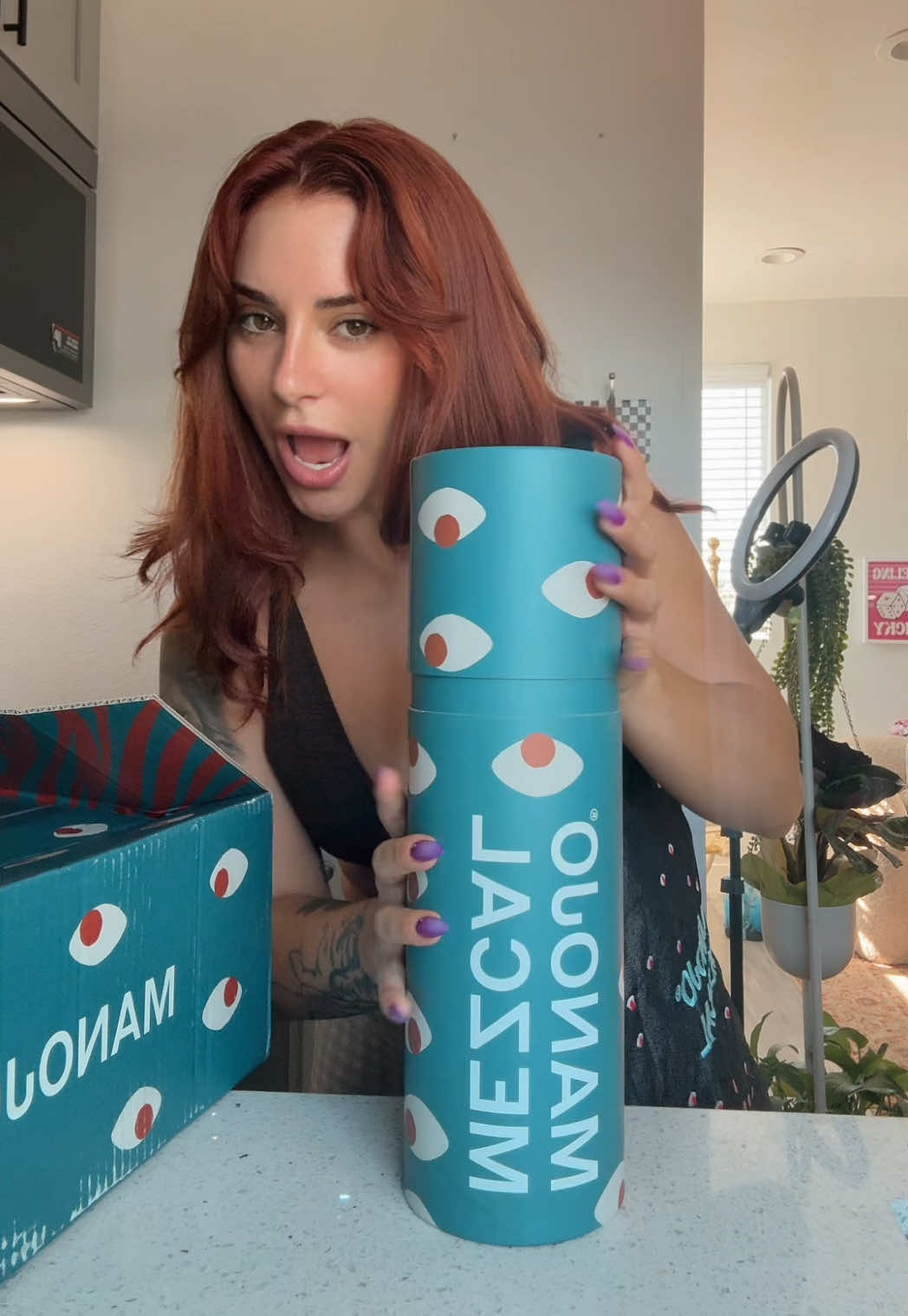 If you guys know chef enrique olvera then this mezcal should be amazing, can’t wait to try it 👀💙 #enriqueolvera #pujol #mexicanchef #oaxaca #mezcal