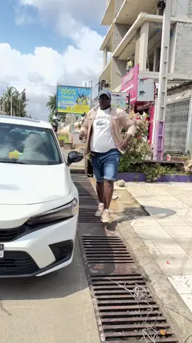 Ce samedi 1er novembre on sera du côté de la Riviera Bonoumin, précisement à Dolce Vita non loin de la pharmacie St Jean Paul II, pour le lancement officiel de Choukouya Master.  Au menu il y aura du poulet sous plusieurs formes! Notre espace est très grand, vous pouvez donc venir en famille ou entre amis profiter d’une bonne ambiance festive autour de bon choukouya.  À très bientôt! Ps: Faites nous des propositions de menus que vous aimeriez avoir dans notre restaurant en commentaire. Merci ☺️ 