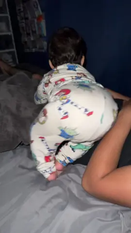 #sexydexy throwing it back like his mama was in da club 😩😅💓