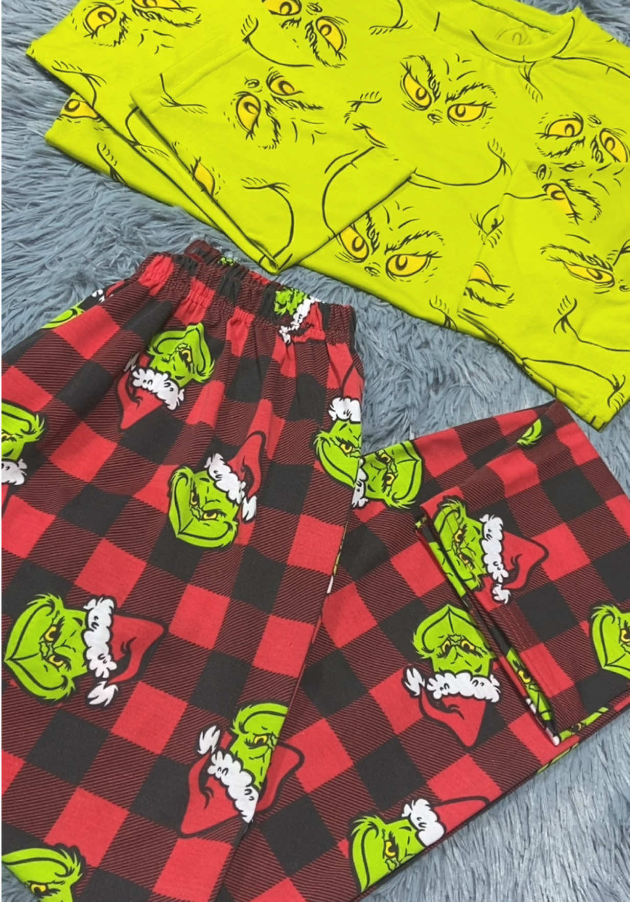 PIJAMA NAVIDEÑA🎄❤️ ✔️Disponible en todas las tallas ✔️Material: Algodón Jersey 📦Realizamos envíos a todo el Perú -📲Wsp: 905 876 180 #pijamasnavideñas #navidad  #grinch #grinchnavideño #fyppppppppppppppppppppppp 