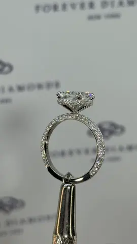 The Riley 💍✨ Available now on our website 