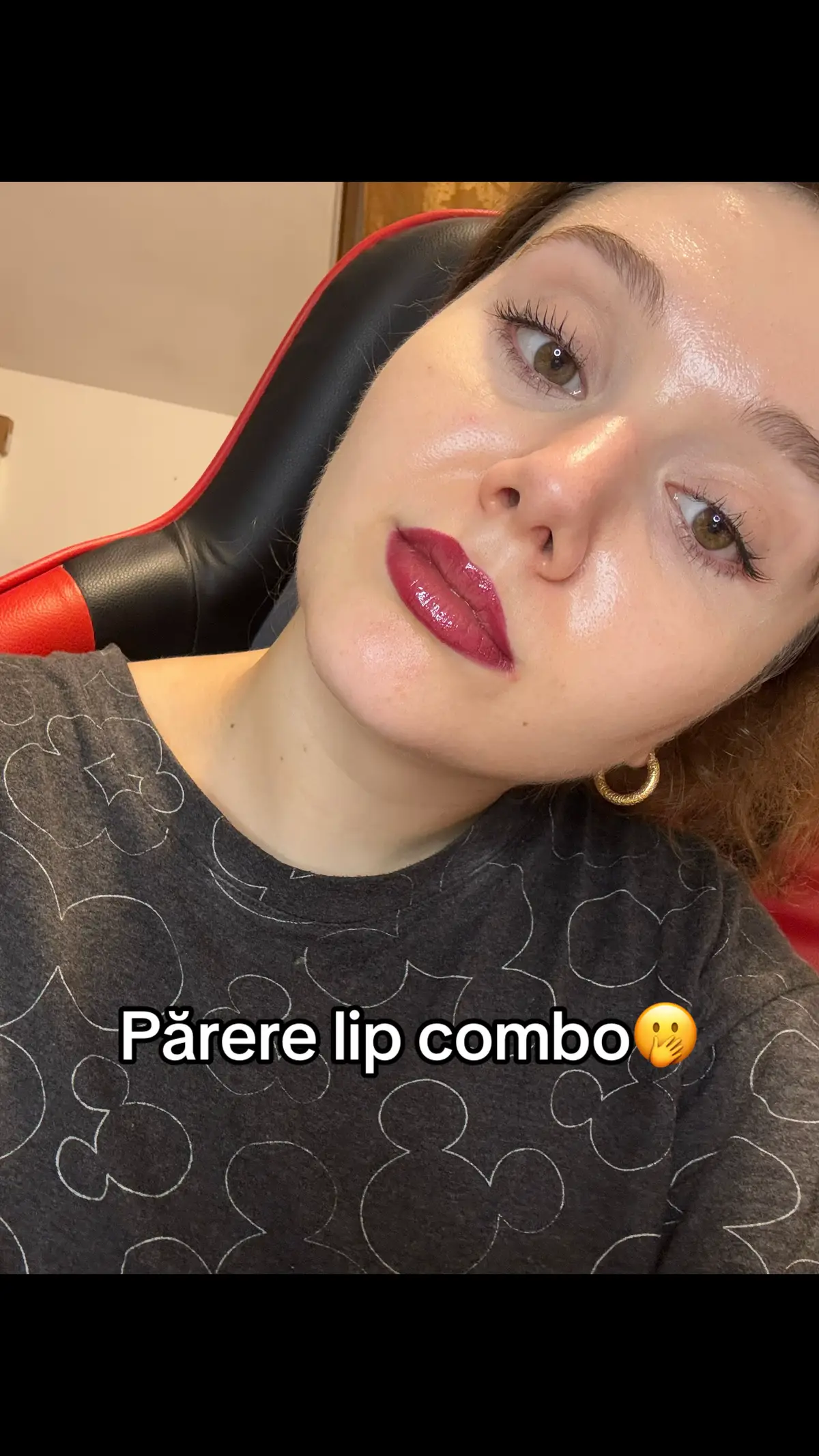 Getting comfortable in here 🤪 #lipcombo #redlips #glossylips 