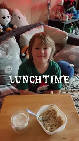 #lunchtime #MomsofTikTok #homeschoolmom #homeschoolfamily #noodletok 