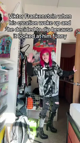 Viktor come back and raise your giant son!! Viktor!!! Oh no he isn’t listening… aaaaand the creature has turned against humanity because of a lack of love and guidance. Dammit Viktor #halloween #frankenstein #frankensteinsmonster 