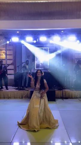 Cutie 💛 #wedding #weddingplanner #weddingtiktok #viral #tranding @Madara ॐ @rashsal9 @Gunidu Dasun @Rasjewels @BLOOM WEDDING BOUQUET @Paaththu @hot stuff live band 