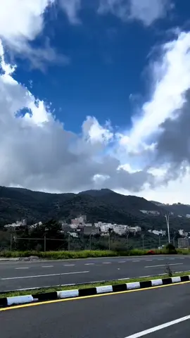 #تصبحون_على_ماتتمنون ✋🏻😴@Nader.alsharari 👌🏻