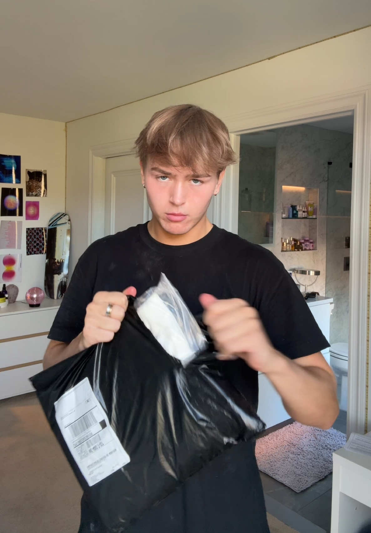 Lovinggg @BRUISED #bradsae #OOTD #fyp 