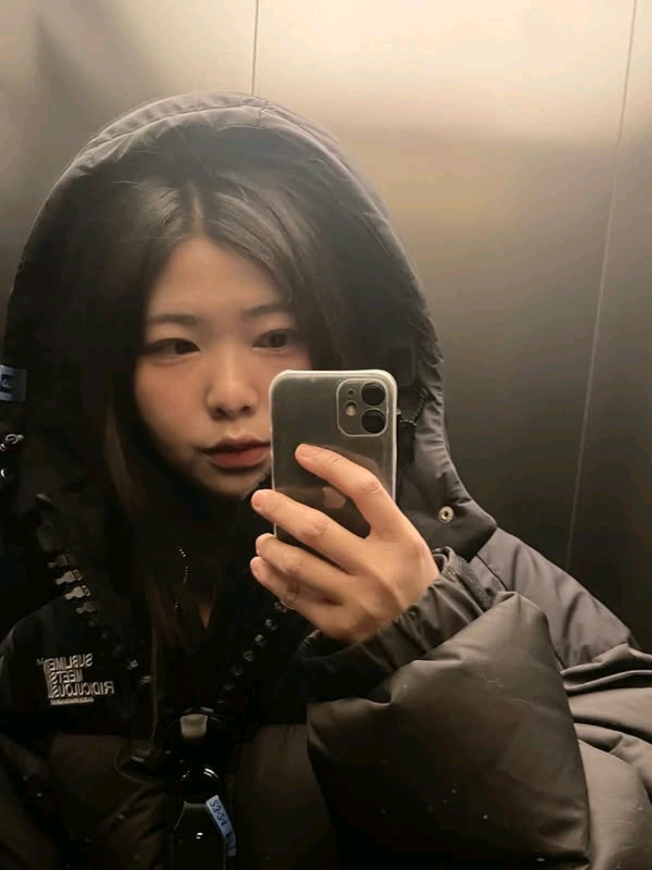 안녕하세요 🦥 . . . . #taehyung #kimnamjoon #namjoon #rm #bts 