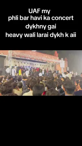 havi k concert py kis kis ny larai dykhii#uaf #faisalabad #agrianqueen913 #trending #havi @HAVI 