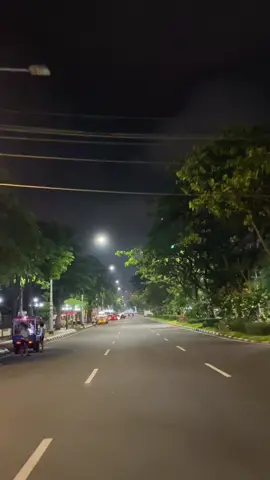 Adakah kisahmu di sepanjang jalanan ini? #semarang #semarangstory #semaranghits #semarang24jam #fyp