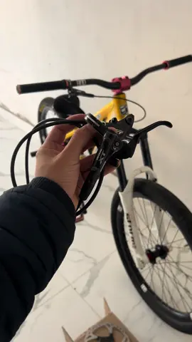 Montagem freio dianteiro ®️