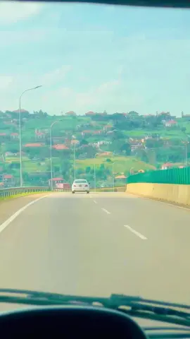 #Capcut Entebbe express way 🥰🥰🥰#tiktokuganda🇺🇬 #tiktoksupport #fyp #tiktokviral 
