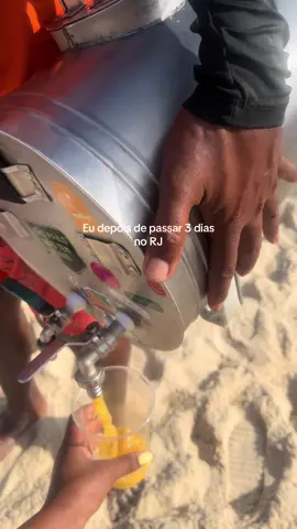RJ tem meu coração 🌊🥤☀️♥️#praia #riodejaneiro 