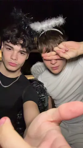 Tus angelitos favoritos @Álvarito🐍 