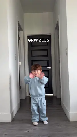 Su primer grwm 😭💘 soy una mami orgullosa 🥹 Descubran con nosotros los looks más tiernos para bebés en @SHEIN @SHEIN Mexico No olviden buscar y seguir mi tienda fav Loomiva y usar 25nicolle para obtener 15% OFF 🛍️ #SHEINKIDS #SHEINtrends #SHEINforAll #savinstyle #Publicidadpagada