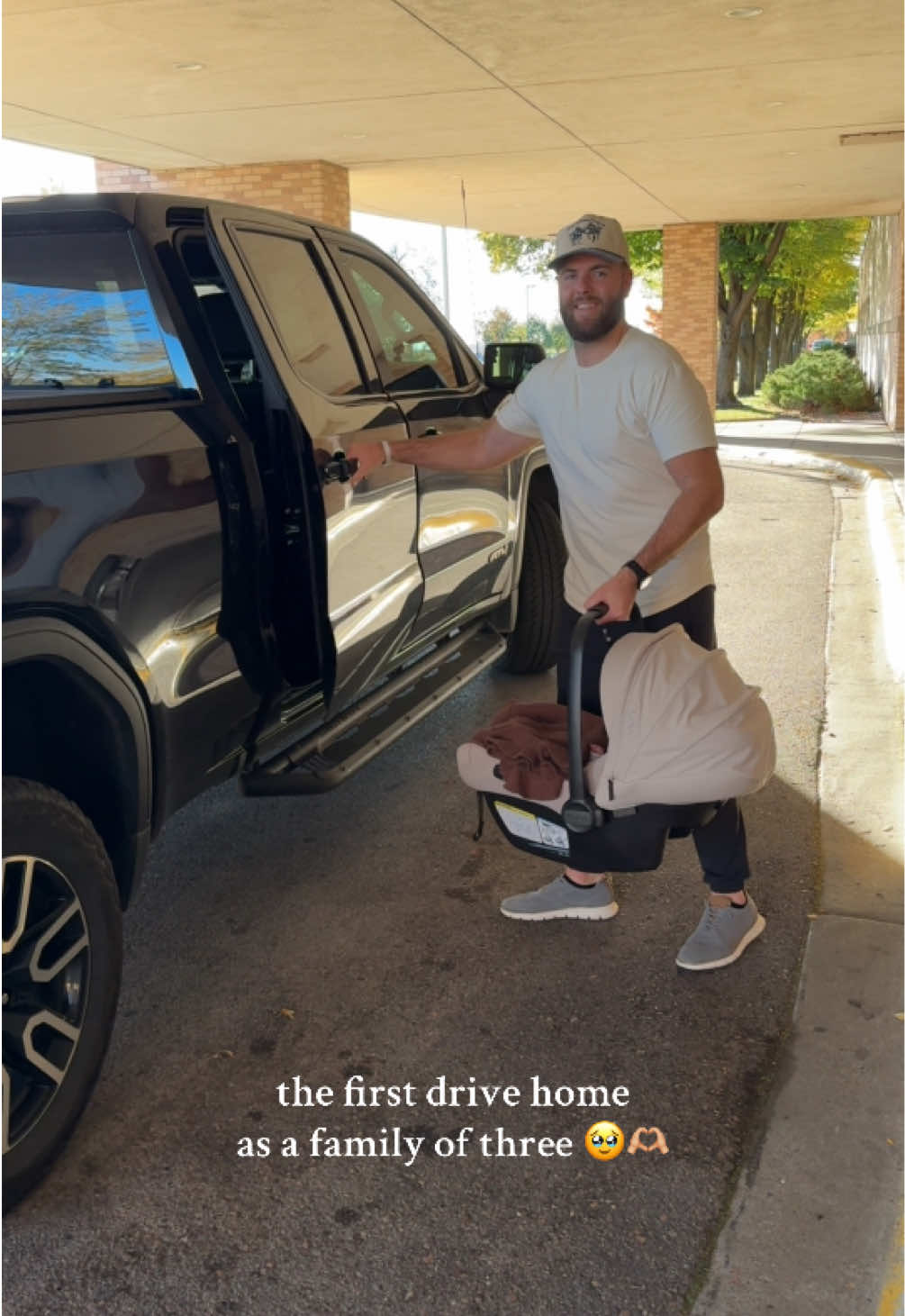 A drive I’ll never forget 🥹 #newborn #firsttimemom #fyp #firsttimeparents #babygirl 