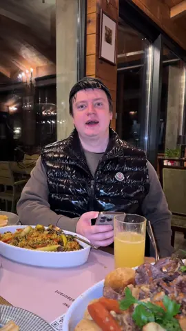 12 дней до финала. Тикток и власти слишком много внимания обратили на этот конкурс, по этому принял решение не провоцировать и «спокойно» закончить 😁.