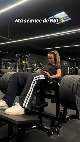 Pour un BBL de qualité 😮‍💨 c’est quoi votre meilleur exo ?👀 #bbl #GymTok #gymgirls 