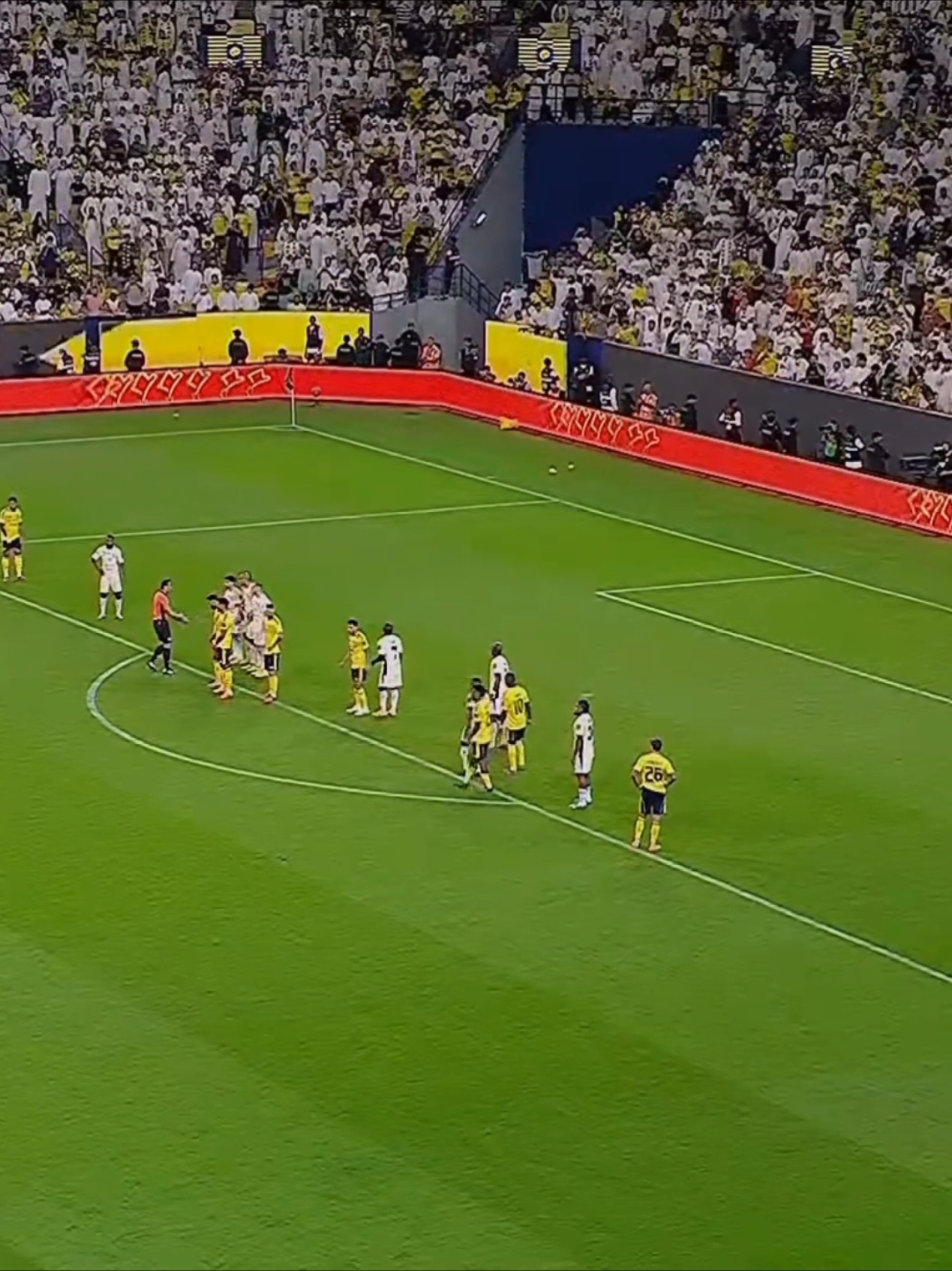 Cristiano Ronaldo what was he saying? 🤔 #cristianoronaldo #كرستيانو_رونالدو #alnassr #al_lttihad 