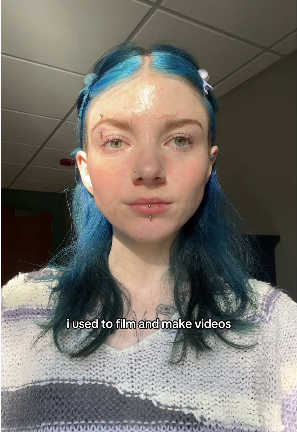 i used to have the most lovely passion for filming. ideas coming into my head with every emotion i felt, song i heard. i really wanted to make short films and documentaries in my future. i wish i had that passion back. i mourn this often. 