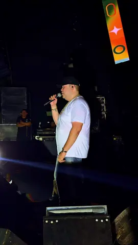 Estrela tão distante de mim #reyvaqueiro #forronotiktok #show 