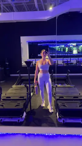 Spend the afternoon with me in @WEAR by Erin Andrews #WEARU #WEARonU 