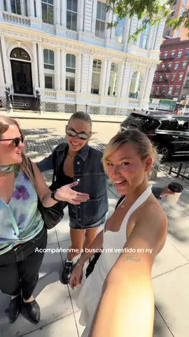 LAS AMO!!! @Mara De Martino @CARLA ♥️♥️♥️♥️♥️🥲🥲🥲 #weddingdress #weddingdressshopping #inspowedding #whitedress #parati 