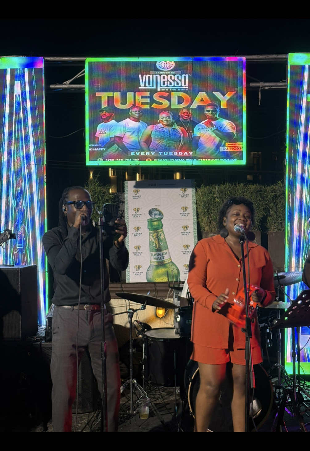 Happening now live🔥 #vanessaandtheband #foryoupage #fyp #foryou 