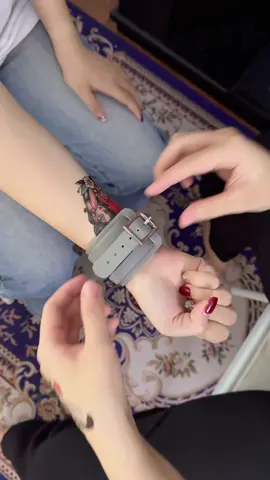 Unisex grey leather ☺️#leather #alternative #altfashion #darkromance #bracelet 