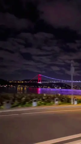 Başka kim olabilir ki…🤍🍁🍂🦋 #eşrefrüya #annem #şarkilardaolmasa #yollarbenimsevdam #♥️💙 