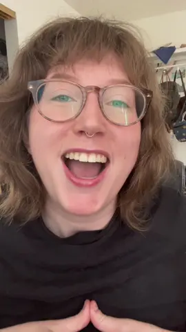 @Aya Shaqalean Selkie makes the most adorable dresses! 😍😍 #selkie #puffdress #babydolldress 