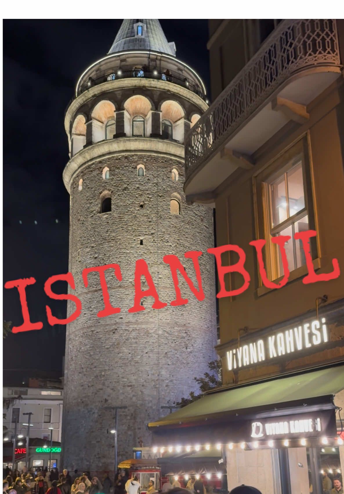 برج غلاطة ليلا .. Galata Tour by Night 🇹🇷. #istanbul #turkey #تقسيم_شارع_الاستقلال_اسطنبول_تركيا #istanbul🇹🇷 #turkiye🇹🇷 
