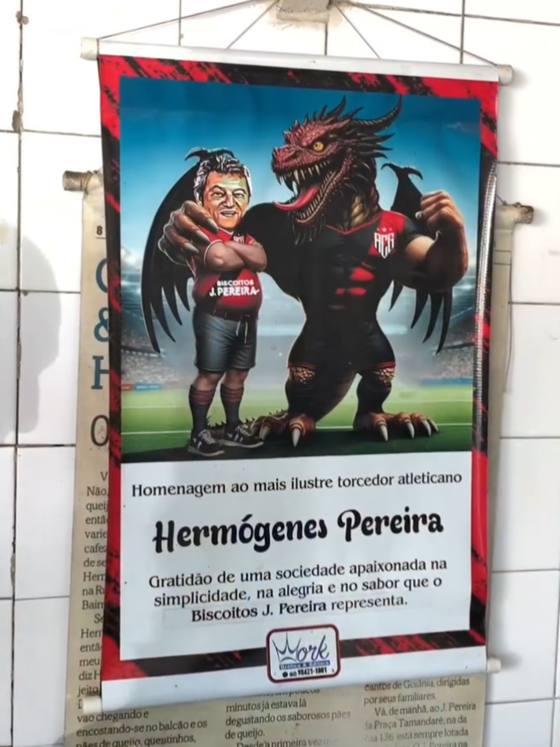 🐉🍻 Boteco, Tradição e Paixão Rubro-Negra! 🍻🐉 O @botecosebiroscas e o J Pereira Biscoito são verdadeiros tesouros da nossa cidade ❤️⚫! É muito bom ver ambientes regionais que trazem o sabor do passado, o calor do presente e a esperança do futuro! Lugares aconchegantes, onde a família se reúne, o papo flui e o coração se enche de alegria 🔥 O Biscoito J Pereira é aquele cantinho raiz, com sua chaleira e aquele senhor simpático que faz a gente se sentir em casa ☕✨. Atendimento simples, rústico e cheio de alma — do jeitinho que a gente gosta! Já o  @botecosebirosca é pura energia e amizade — o ponto certo pra saborear um salgado, tomar aquela gelada e celebrar a vida com os amigos 🍺🥟🎶 Ambientes assim fortalecem não só a nossa cultura, mas também o amor pelo nosso Dragão 🐲❤️⚫! Cada pedacinho dessa cidade carrega o crescimento e o espírito do nosso Atlético Goianiense! Texto: Paulo Marcos Dragolino #AtléticoGoianiense #DragãoDoCerrado #FamíliaRubroNegra #Tradição #Paixão 