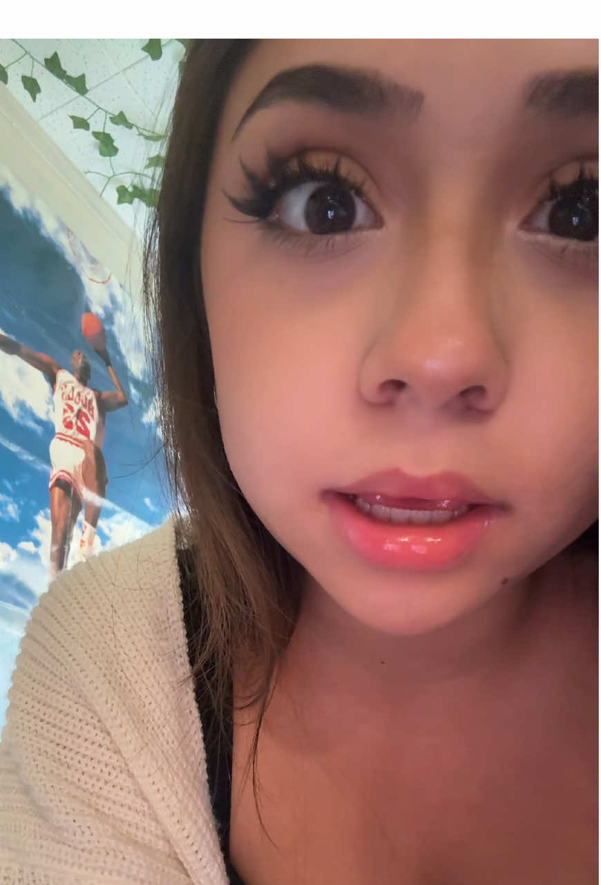 PLEASE TELL ME YOU GUYS SEE PEOPLE WITH TAKES LIKE THESE ON TT LIKE WHAT IS GOING ON