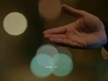 أحببتك لدرجة أني هنا وقلبي حيث أنت ...!