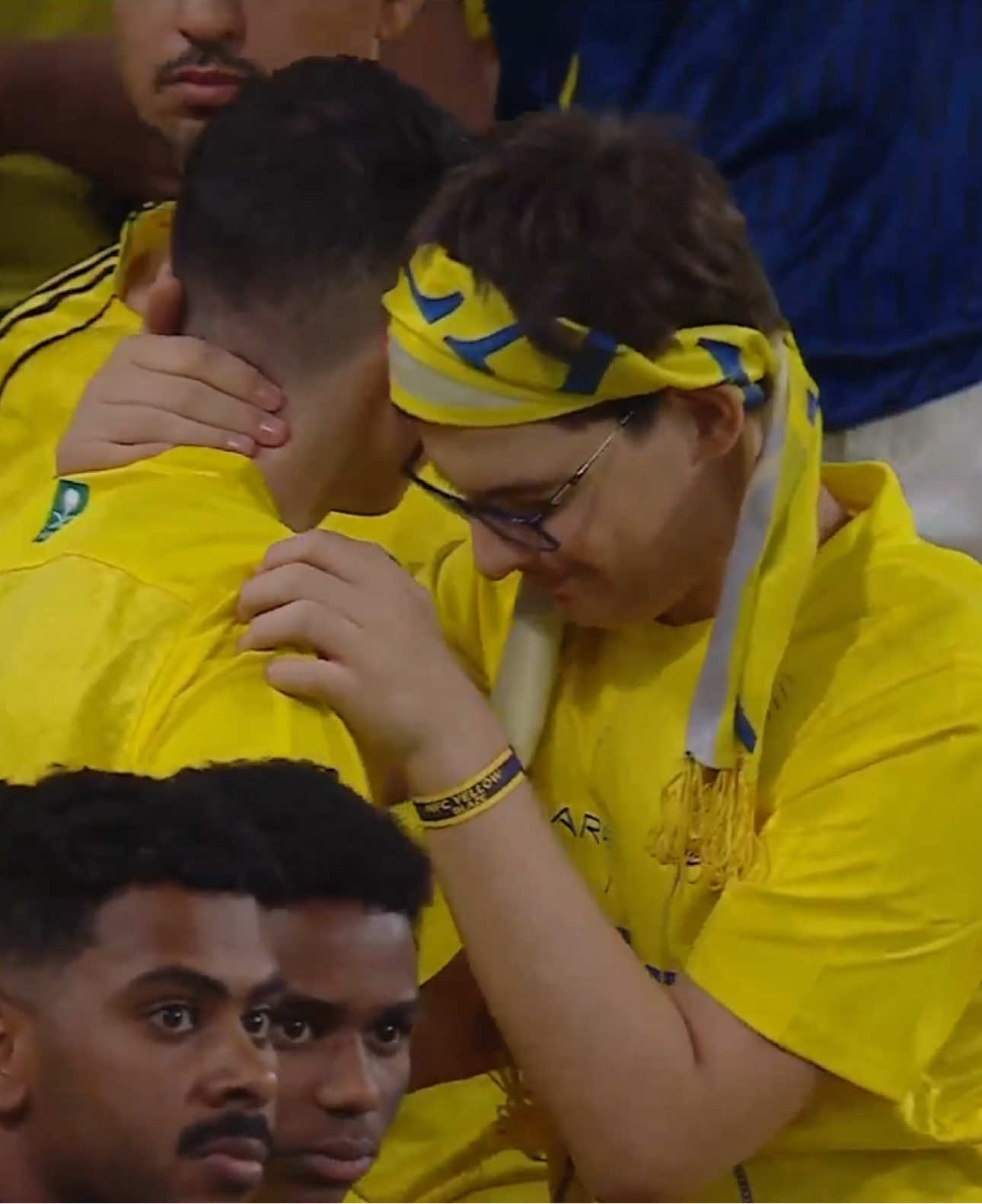 هادييي 🥺 !  #تيم_🇧🇷c4c57  