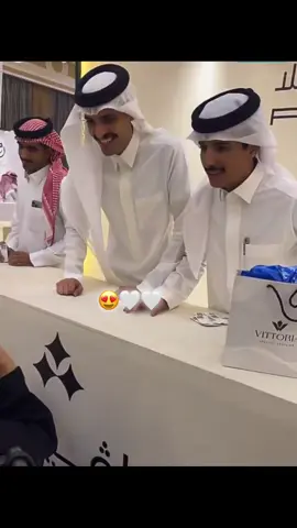 #دخيل_الله_الحارثي #عبدالعزيز_الحارثي #كاريزما3 #قناة_الواقع #اكسبلور #معرض_العطر_الازرق_الخرج #fyp #foryou 