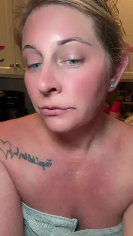 I don’t like the darkness lol unless I’m looking at Christmas Lights #tiktok 