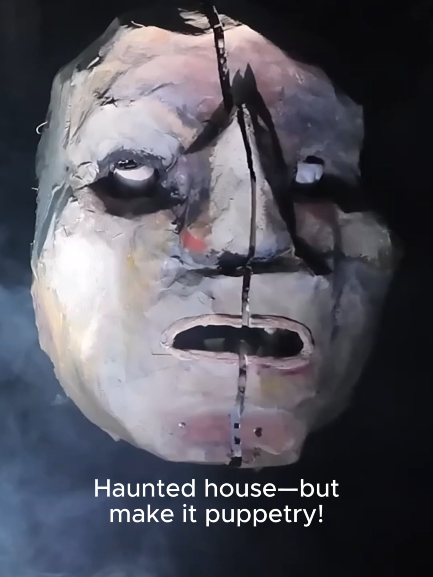 Introducing your newest Spooktober obsession: haunted puppets! In Chicago, blood and puppets come alive at the fifth annual handmade horror show from Rough House Puppet Arts and six teams of local artists. Puppet horror, eerie soundscapes, and shadowy theatrics transform Steppenwolf Theatre’s Merle Reskin Garage Space into the city's most unique haunted house. It's equal parts art installation and nightmare. House of the Exquisite Corpse runs through November 1—if you dare. 🩸 #midwest #puppets #horror #puppetry #chicago