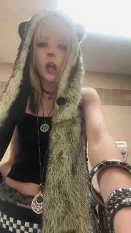 everything but going to class #alt #alternativegirl #alternative #halloween #emo 