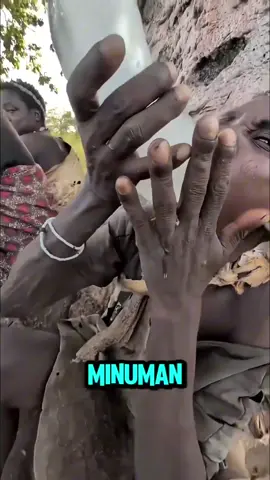 Beginilah yang Terjadi 😮 Saat Suku di Afrika 🌍 Diberi Sesuatu untuk Pertama Kalinya 🎁 #fyp #foryou #foryoupage #africa #africantiktok #african #knowledge #knowledgesharing #antonioarsy 