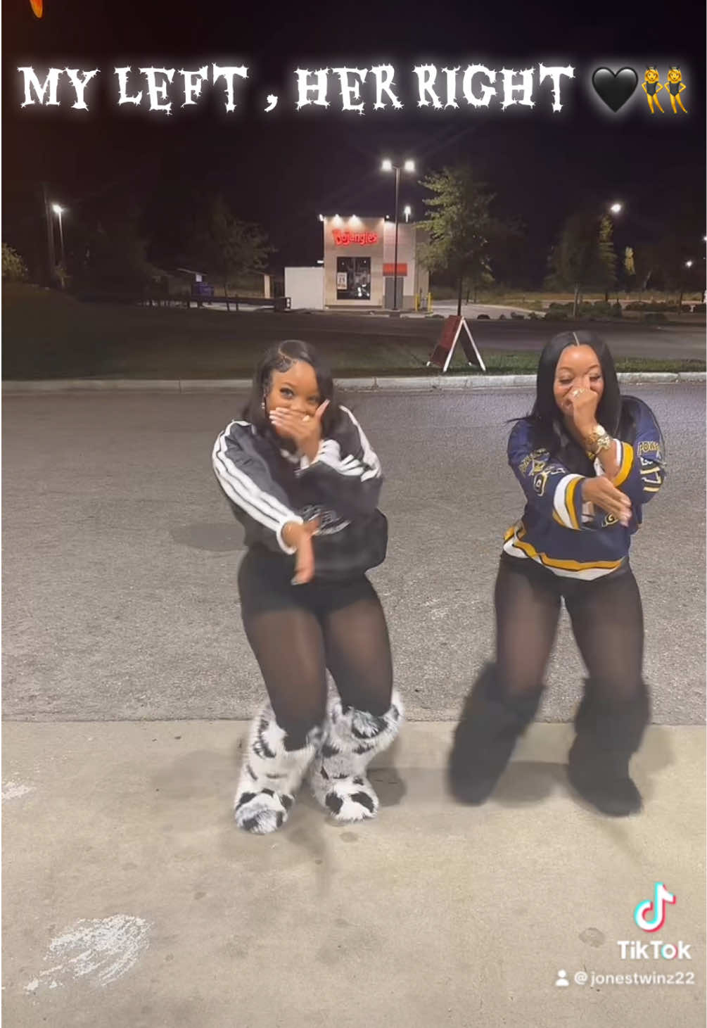 My Wombmate 👯‍♀️🤞🏽🖤 #jonestwinz #realsisters #trending #viralvideo #justinbieber 