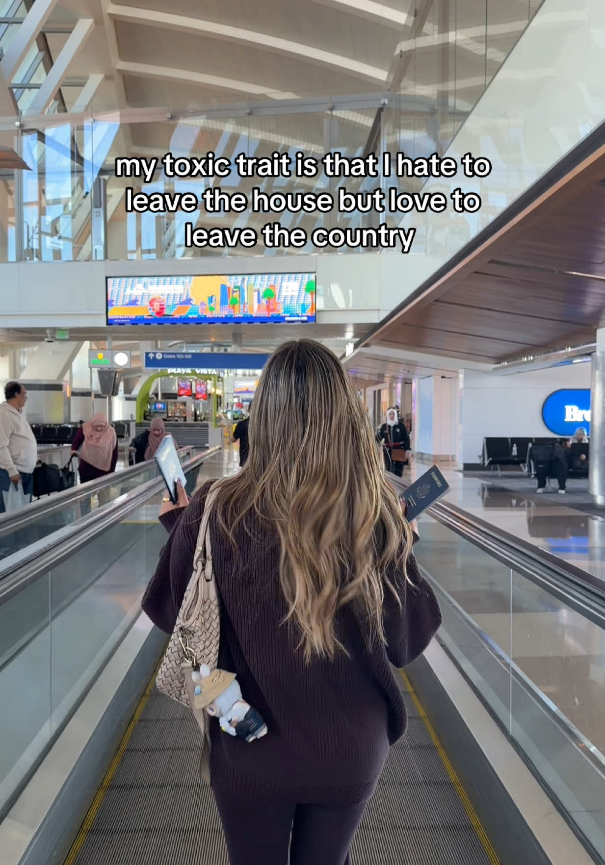 cassshh me outside how bout dat #airportlife #airport #traveltiktok #travellife #airporttiktok 