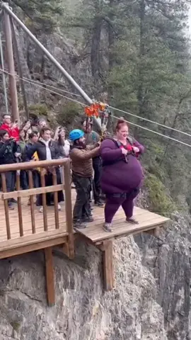 Deu ruim… #foryou #tirolesa 