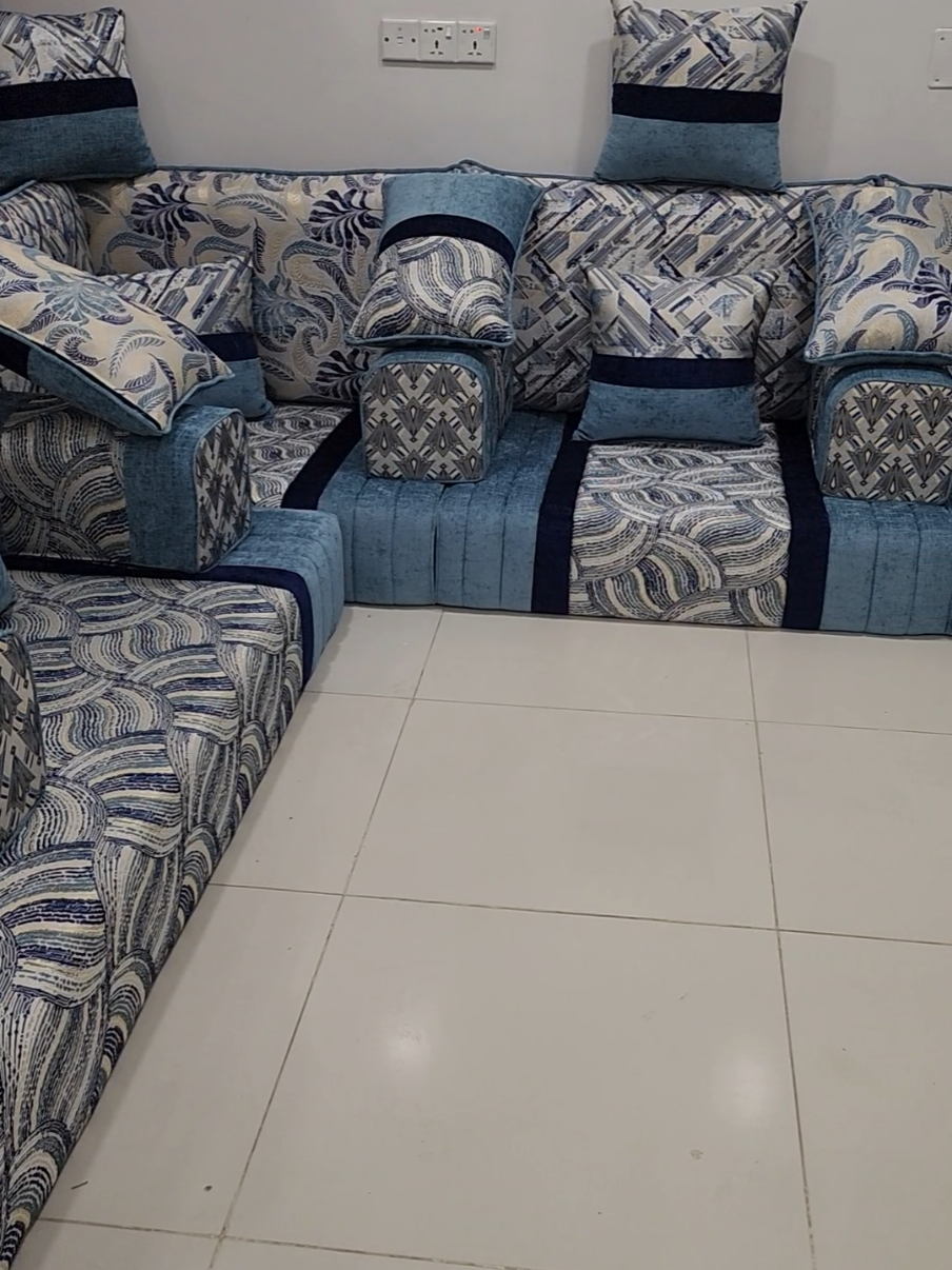 ما الذي يمنعك من شرائه😉😅🤤 #مفروشات #كنب #مجالس #ستائر #كنبات        للطلب/770949670