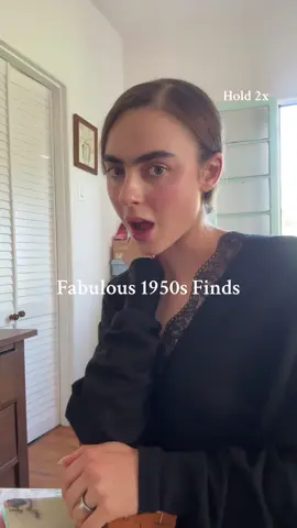 I’m ready for a fabulous Christmas now💗💗💗💋💋 #antiqueshopping #1950sfashion #1950svogue #vintagevogue #christmasgiftideas 