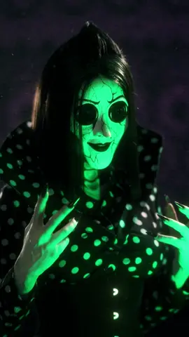 Black is tradicional ☠️💙 #coralinemakeup #halloween #halloweendapudim 