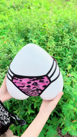 Quần chip da báo kết hợp điệu đà hình bướm cùng màu#xuhuong #thuphuongle #bikini #tictok #chip 